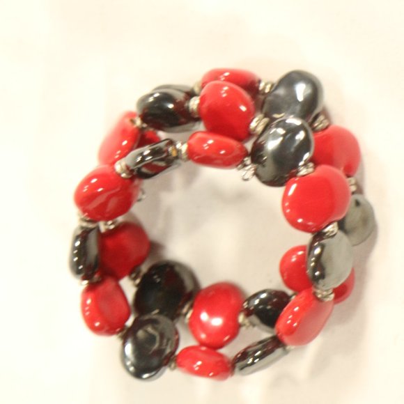 KAZURI BEADS Handmade Red/Silver Wraparound Spring Bracelet OS - Picture 4 of 4
